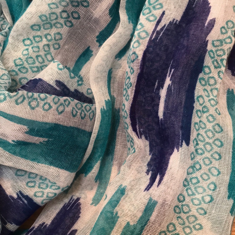 Infinity Scarf - Picture 2 of 3